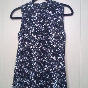 Vera Wang Simply Vera Blouse XS Sleeveless Floral Black White